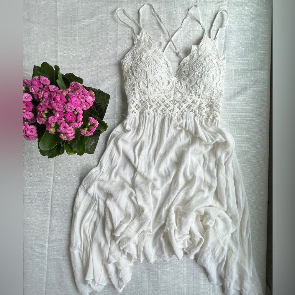 Blue B collection white cross strap dress S